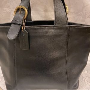 Authentic Coach Waverly Handbag (No. G6M-4133)